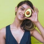 Discover how avocados can improve heart health. Rich in healthy fats, potassium, and antioxidants, they reduce cholesterol and support heart.